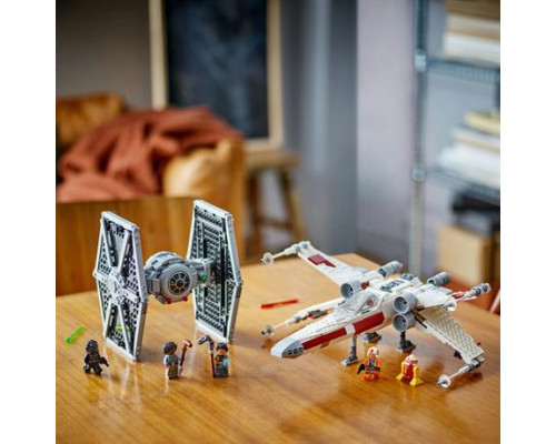 Конструктор LEGO Star Wars Збірний пакет Винищувач TIE і Корабель X-wing 1063 ел. (75393)