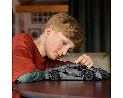 Конструктор LEGO Technic Koenigsegg Jesko Absolut сірий гіперкар 801 ел. (42173) Конструктор LEGO Technic Koenigsegg Jesko Absolut сірий гіперкар 801 ел. (42173)