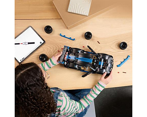 Конструктор LEGO Technic Автомобіль для перегонів Porsche GT4 e-Performance 834 деталі (42176) Конструктор LEGO Technic Автомобіль для перегонів Porsche GT4 e-Performance 834 деталі (42176)