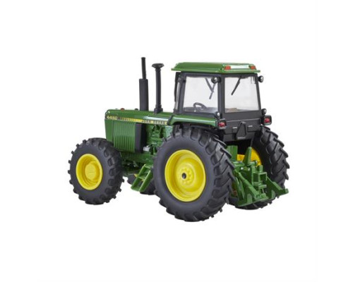 Модель Britains Трактор John Deere 4450, 1:32 (43364)