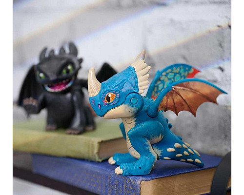 Інтерактивний дракон Беззубик 10 см, 